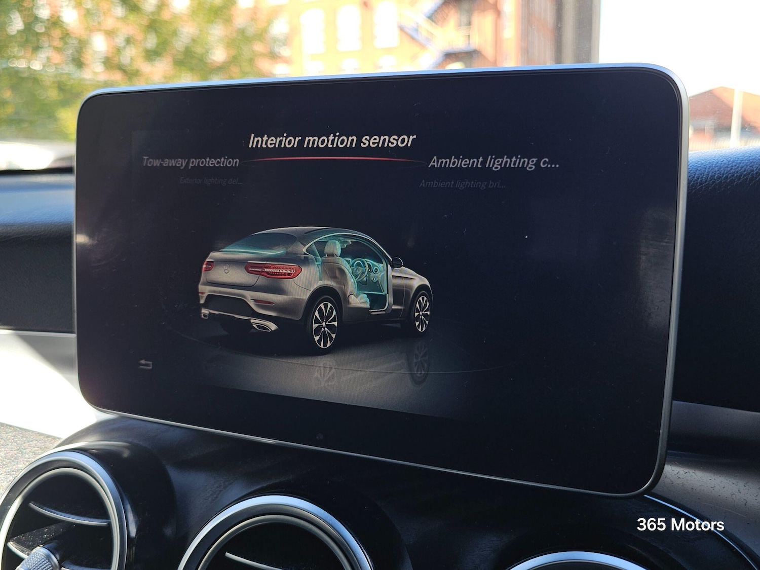 Used Mercedes-Benz GLC 2017 for sale - 76188532: Photo 79