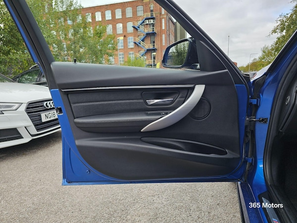 Used BMW 3 Series 2017 for sale - 76215147: Photo 18