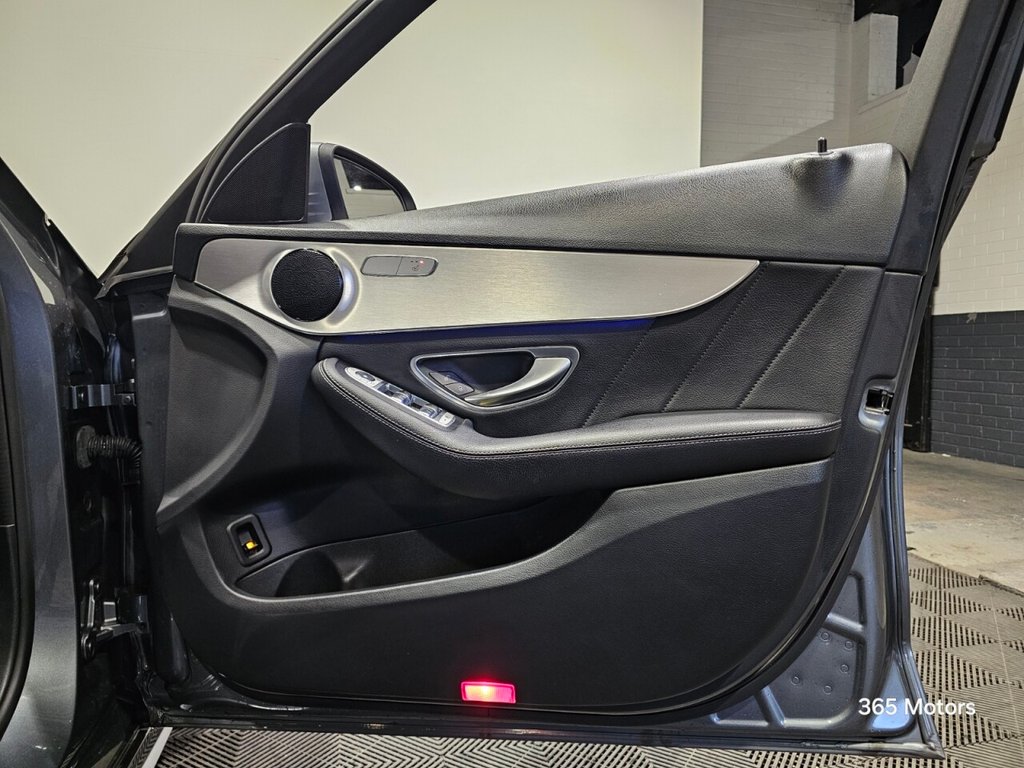 Used Mercedes-Benz C Class 2019 for sale - 77499182: Photo 40