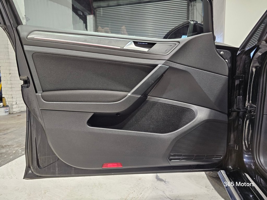 Used Volkswagen Golf 2018 for sale - 76979379: Photo 18