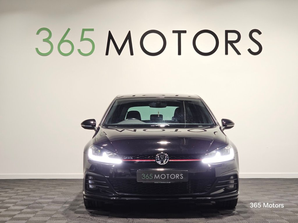 Used Volkswagen Golf 2018 for sale - 76979379: Photo 2