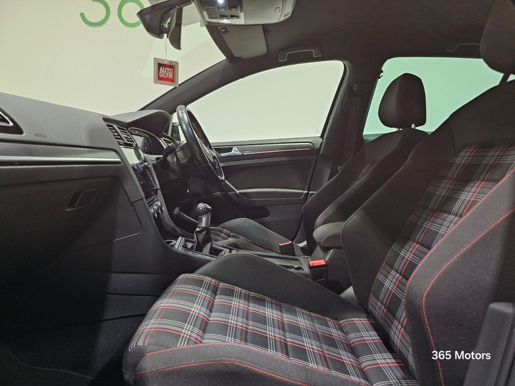 Used Volkswagen Golf 2018 for sale - 76979379: Photo 20