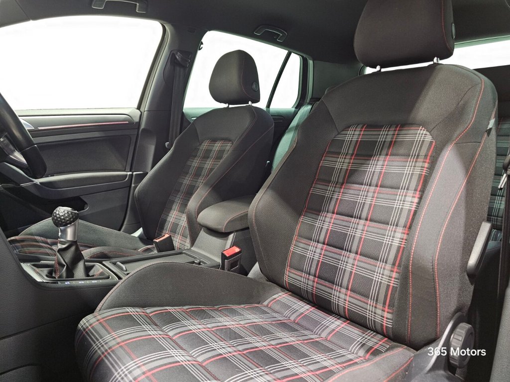 Used Volkswagen Golf 2018 for sale - 76979379: Photo 21