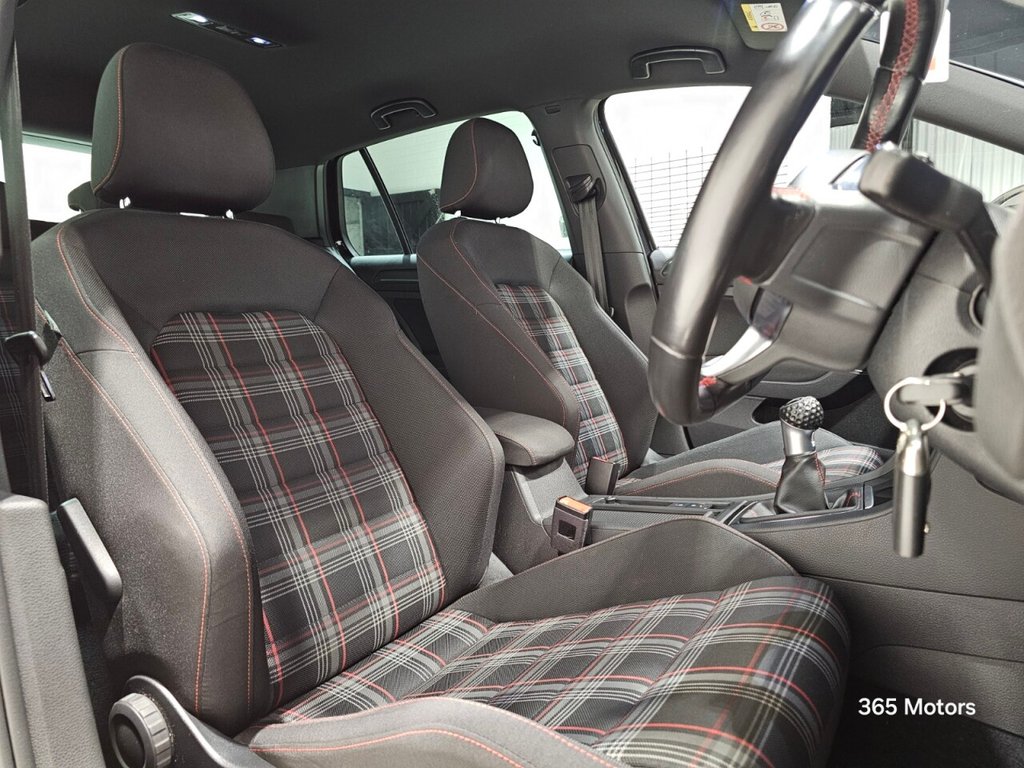 Used Volkswagen Golf 2018 for sale - 76979379: Photo 33