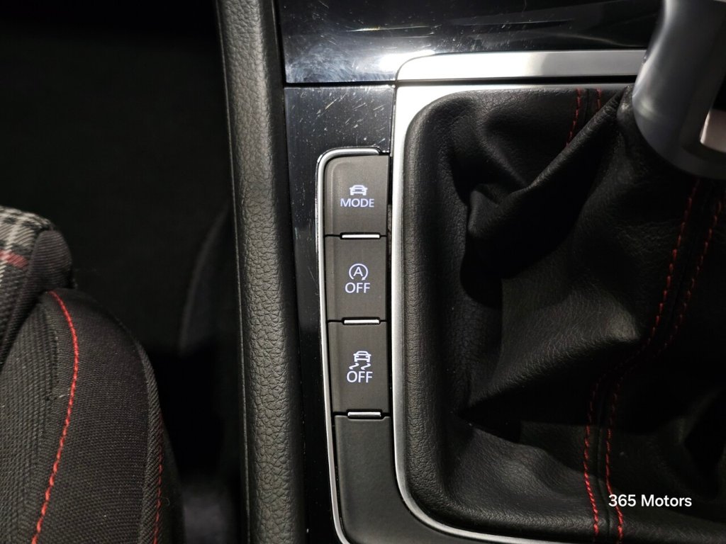 Used Volkswagen Golf 2018 for sale - 76979379: Photo 41