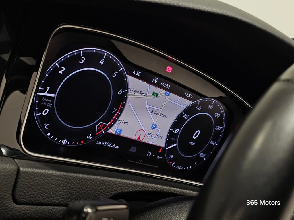 Used Volkswagen Golf 2018 for sale - 76979379: Photo 44