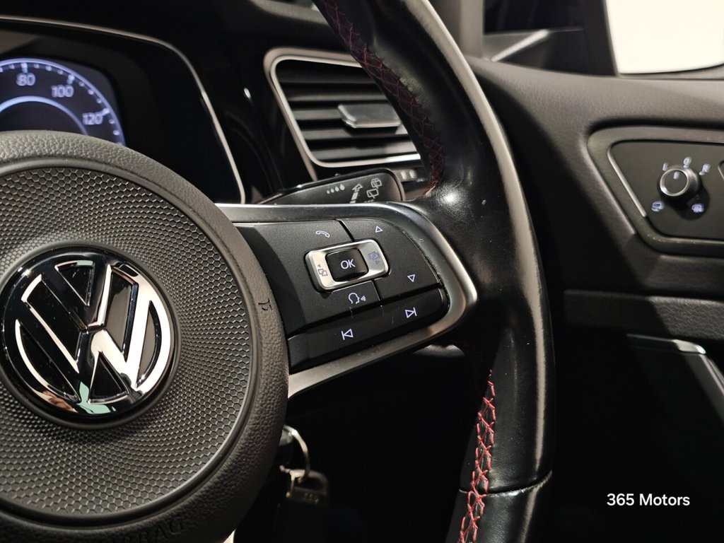 Used Volkswagen Golf 2018 for sale - 76979379: Photo 46