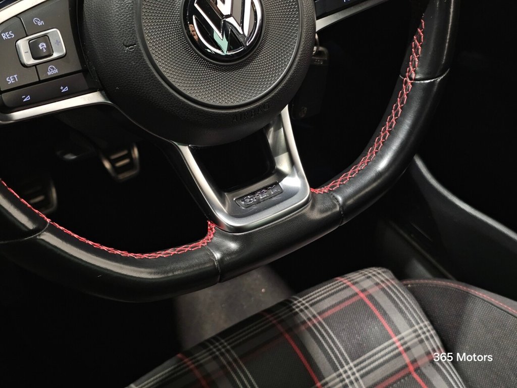 Used Volkswagen Golf 2018 for sale - 76979379: Photo 47