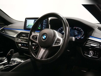 Used BMW 5 Series 2021 for sale - 78228093: Photo