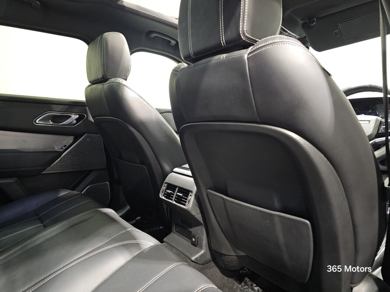 Used Land Rover Range Rover Velar 2021 for sale - 76440748: Photo 32