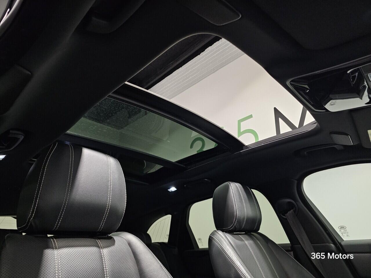 Used Land Rover Range Rover Velar 2021 for sale - 76440748: Photo 72