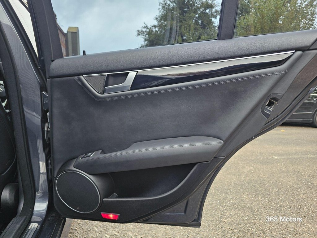 Used Mercedes-Benz C Class 2013 for sale - 77007293: Photo 28