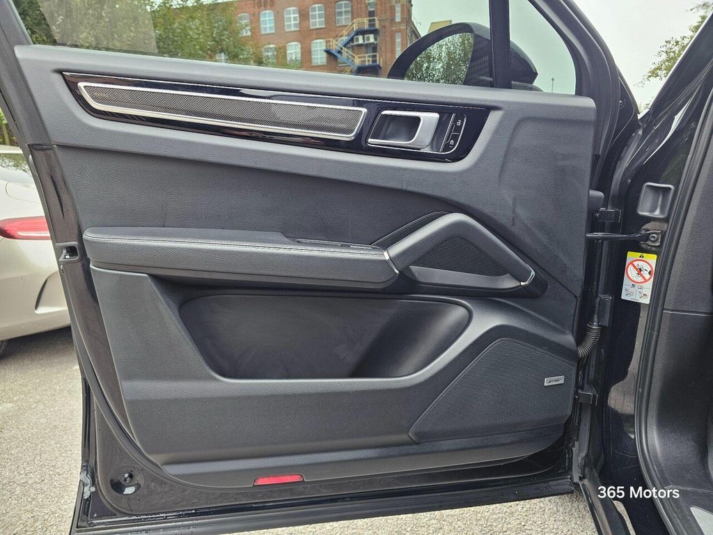 Used Porsche Cayenne 2019 for sale - 76979354: Photo 23