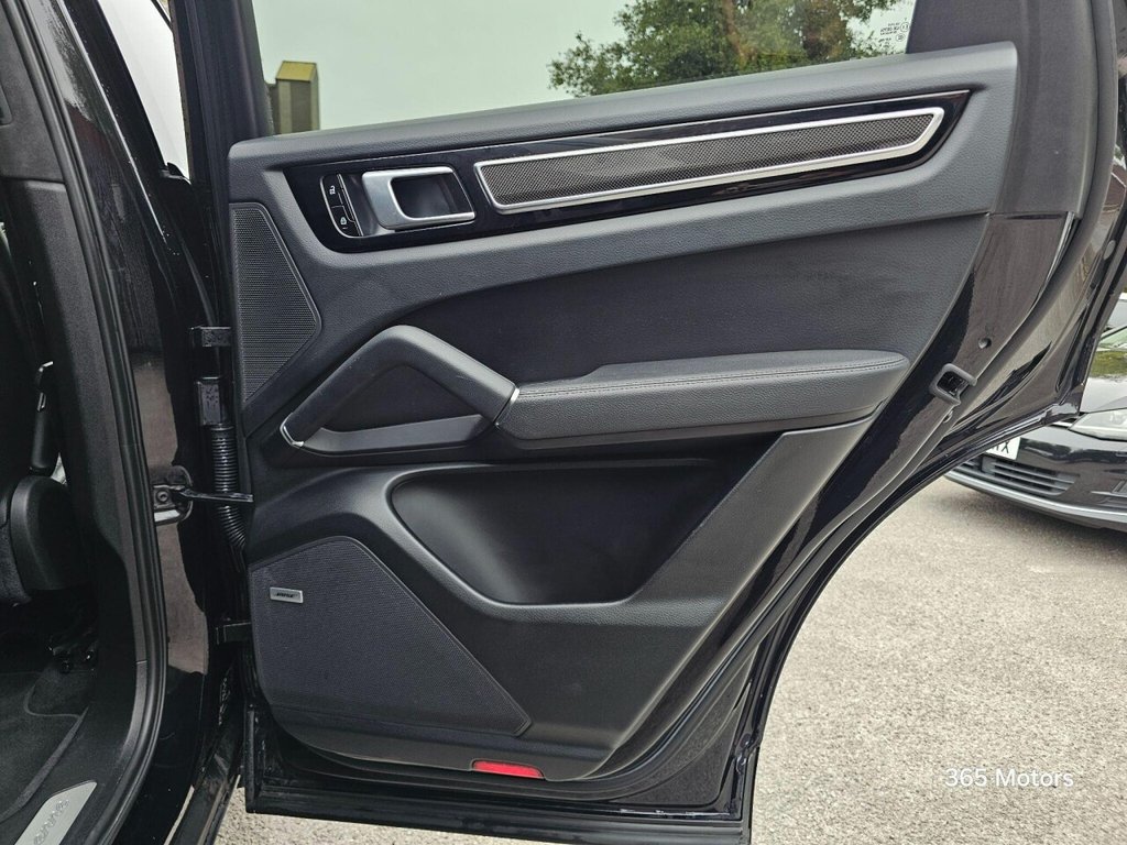 Used Porsche Cayenne 2019 for sale - 76979354: Photo 31