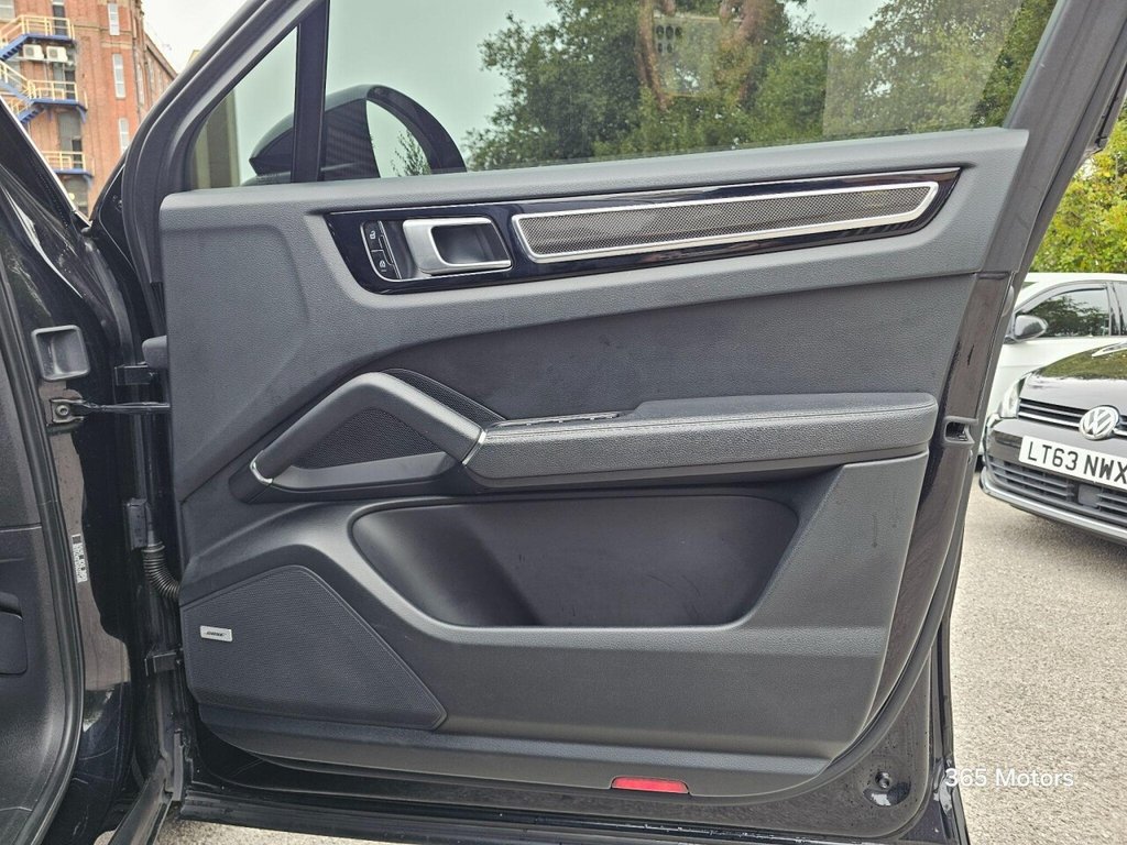 Used Porsche Cayenne 2019 for sale - 76979354: Photo 35