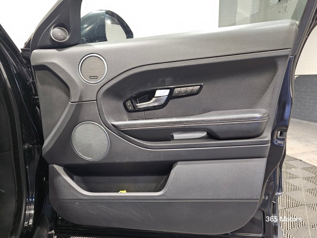 Used Land Rover Range Rover Evoque 2015 for sale - 76979386: Photo 32