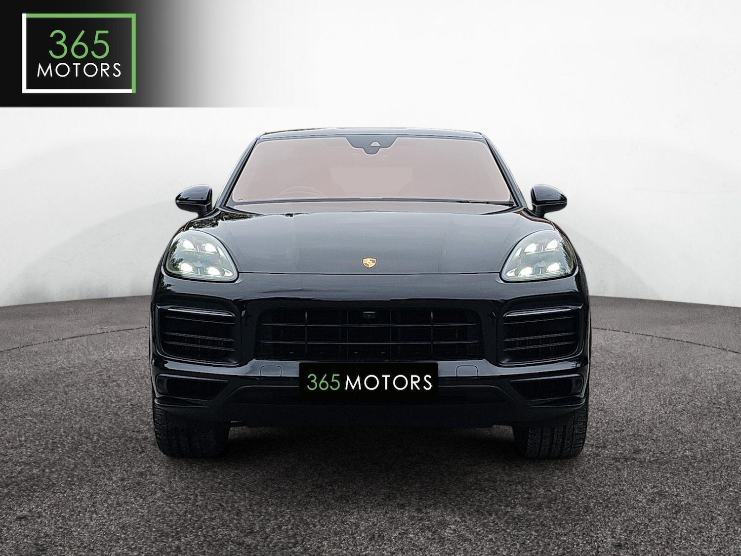 Used Porsche Cayenne 2019 for sale - 76109097: Photo 2