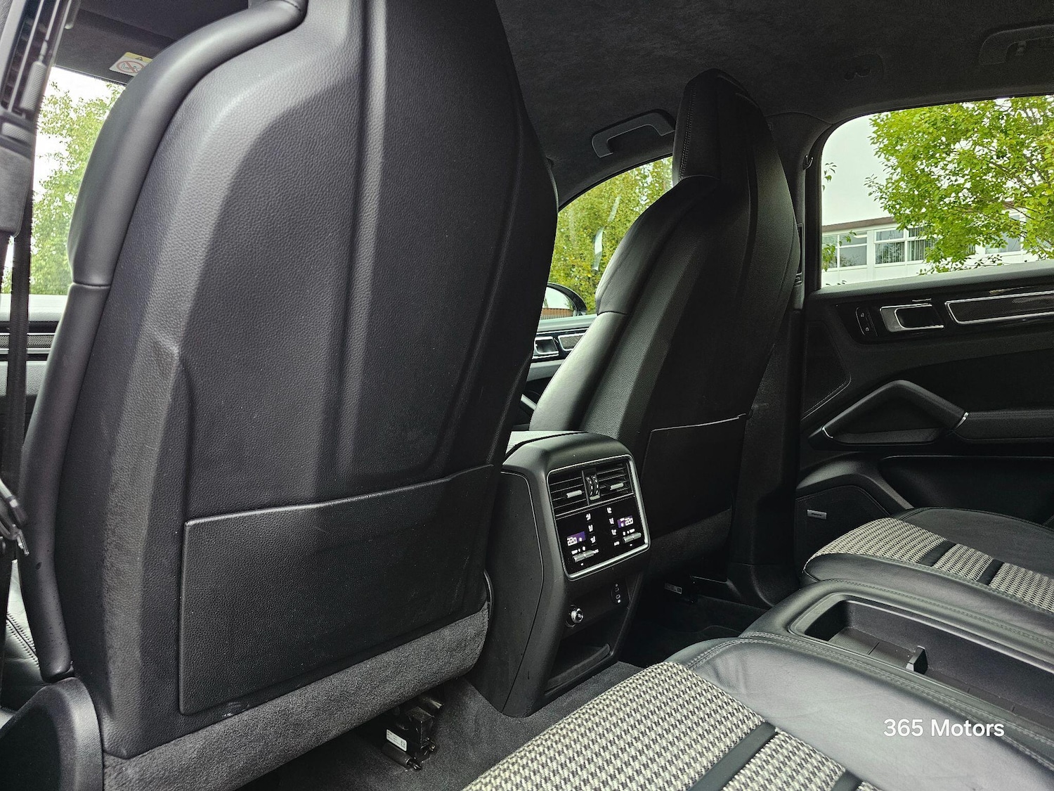 Used Porsche Cayenne 2019 for sale - 76109097: Photo 26