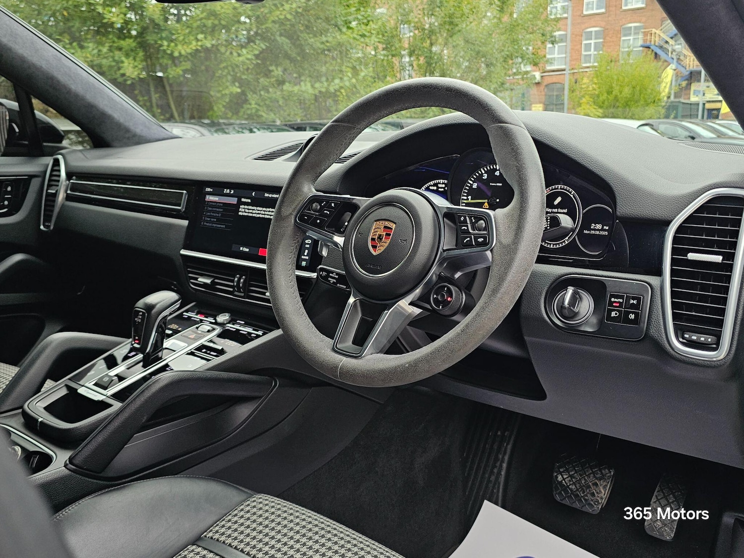 Used Porsche Cayenne 2019 for sale - 76109097: Photo 34