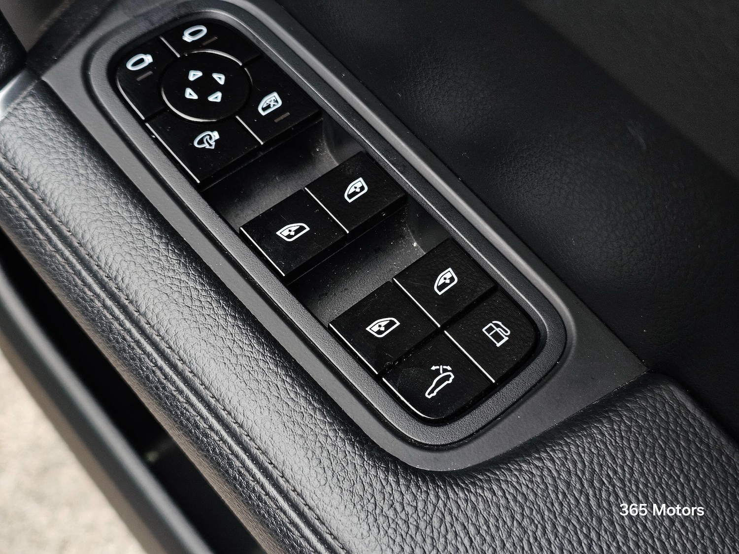 Used Porsche Cayenne 2019 for sale - 76109097: Photo 55