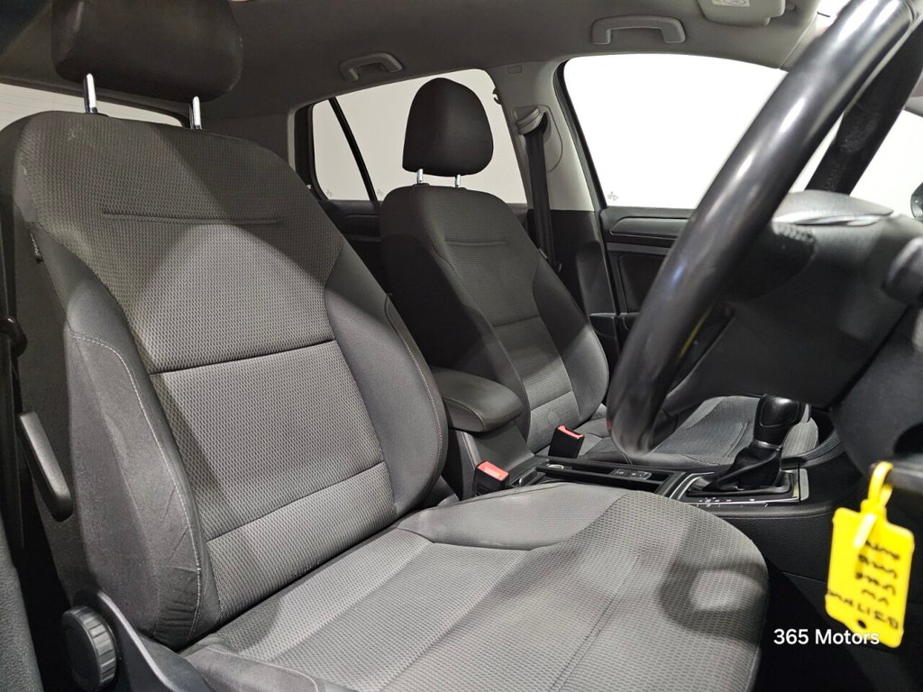 Used Volkswagen Golf 2017 for sale - 77477752: Photo 30