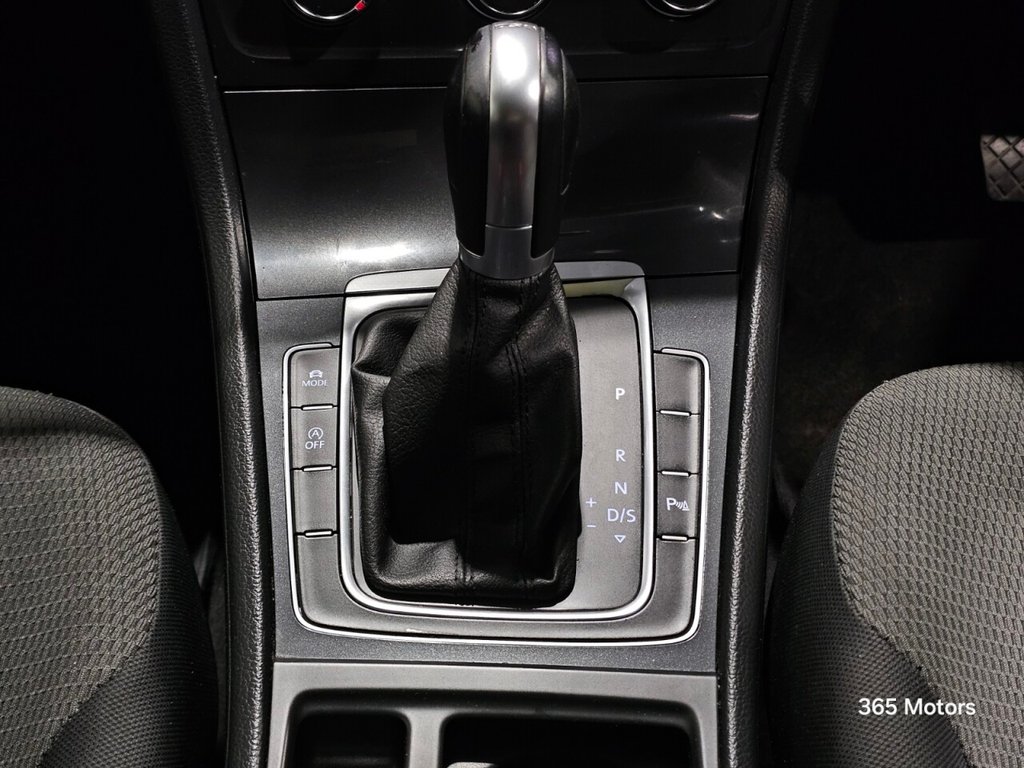 Used Volkswagen Golf 2017 for sale - 77477752: Photo 40