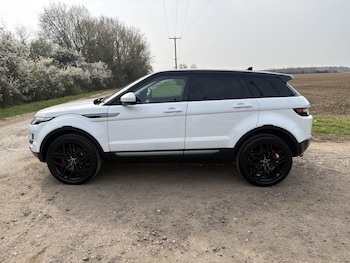 Used Land Rover Range Rover Evoque 2015 for sale - 77990332: Photo