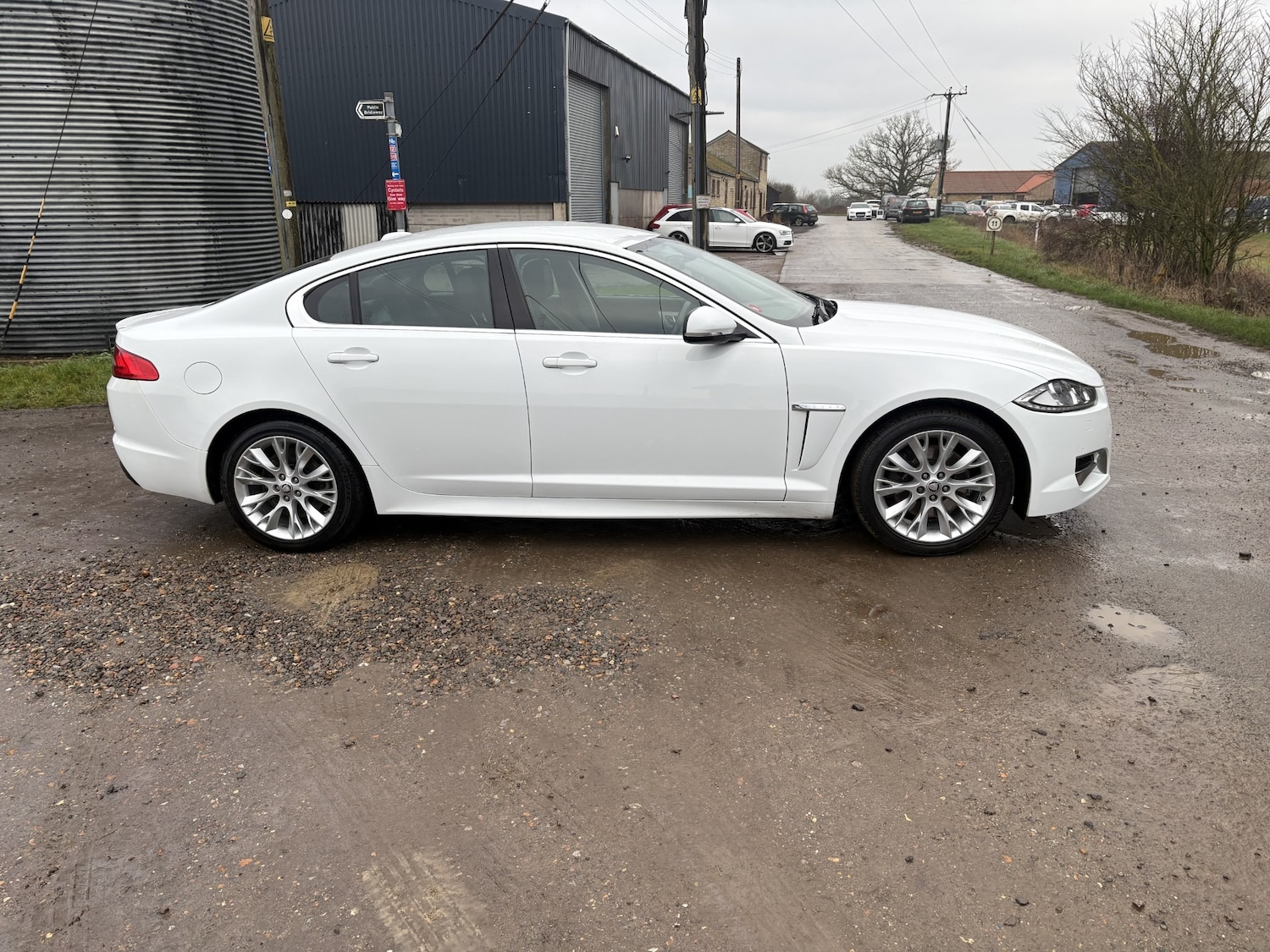 Used Jaguar XF 2012 for sale - 77437950: Photo 3