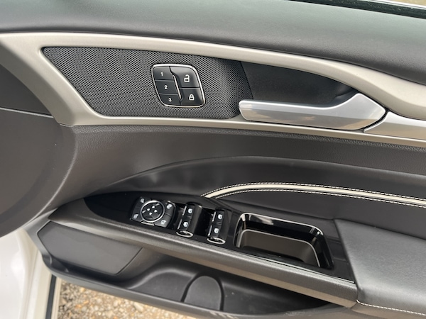 Used Ford Mondeo 2016 for sale - 74112657: Photo 21