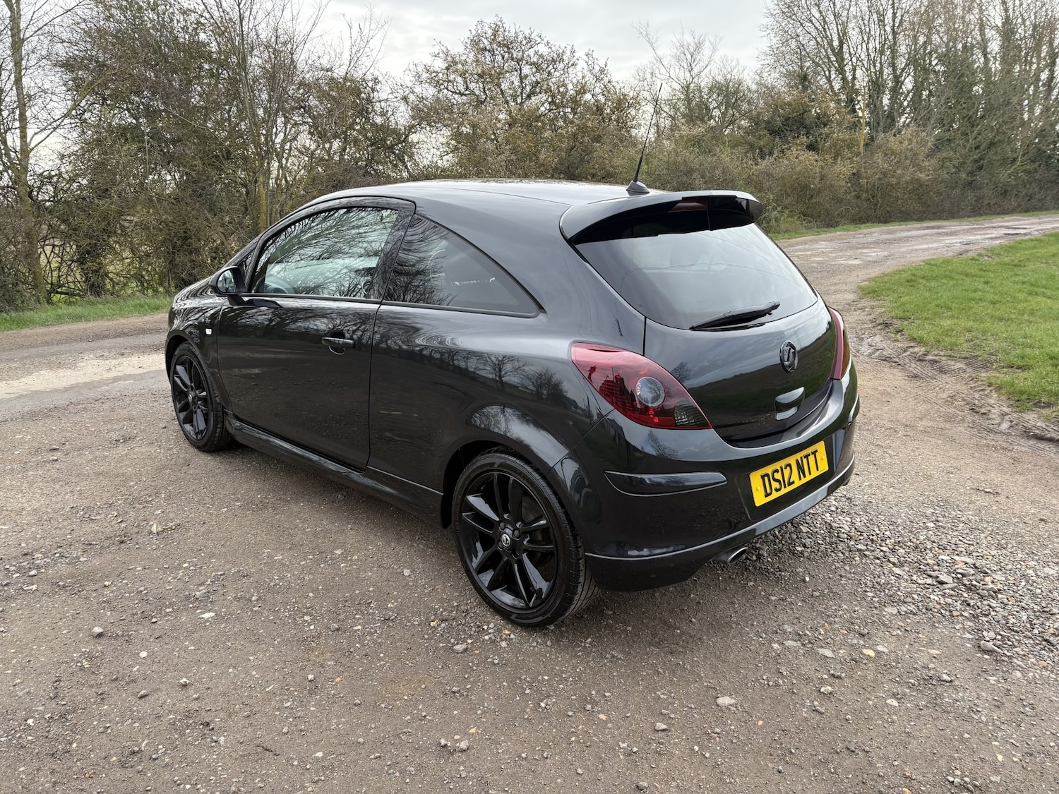 Used Vauxhall Corsa 2012 for sale - 77990354: Photo 5