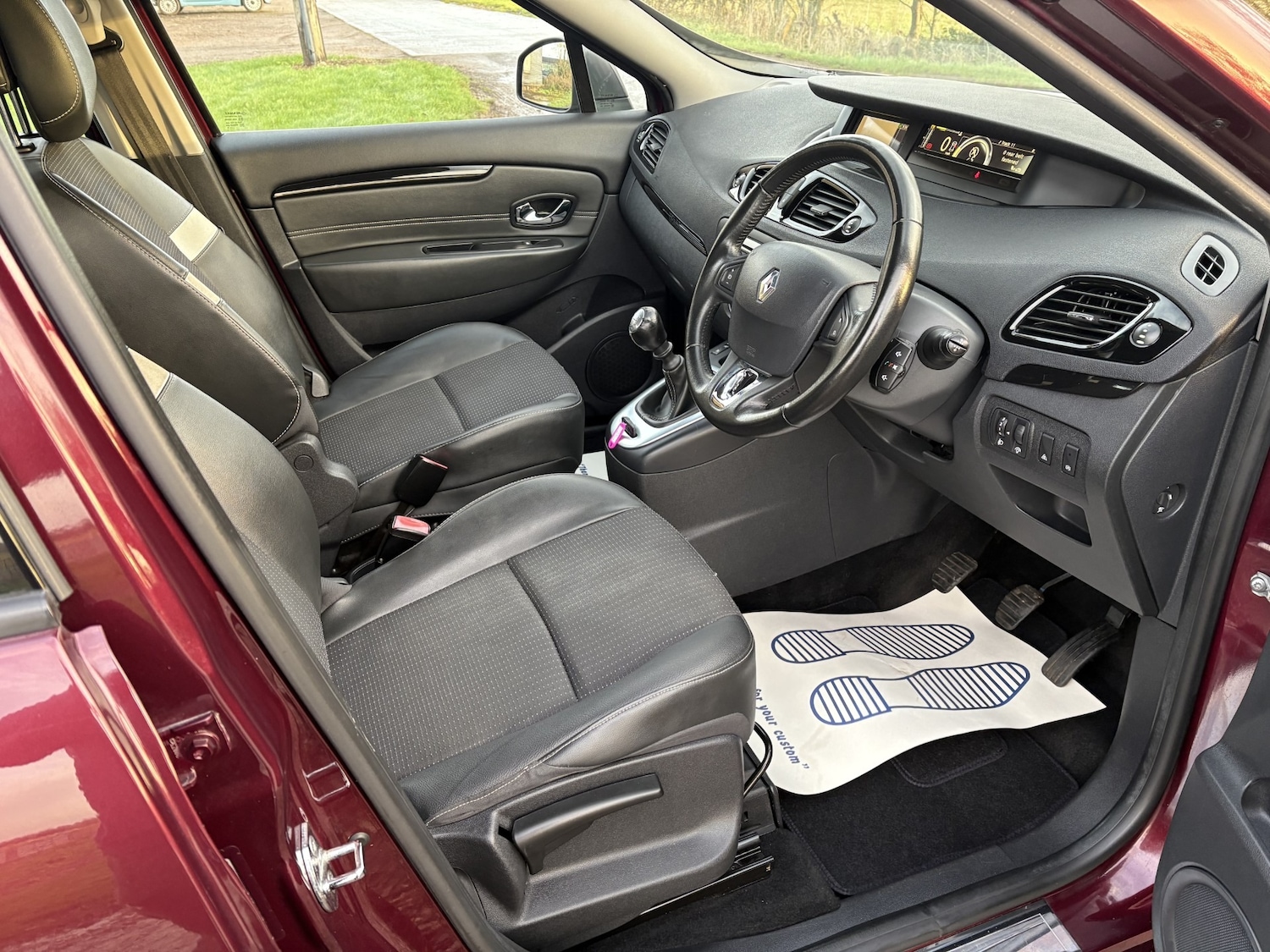 Used Renault Scenic 2013 for sale - 76738597: Photo 7