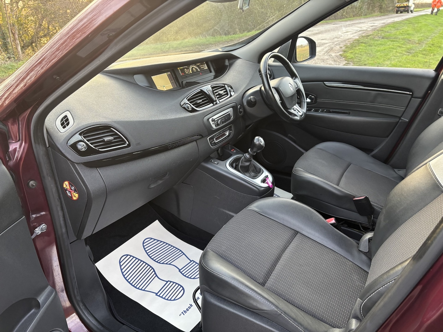 Used Renault Scenic 2013 for sale - 76738597: Photo 8