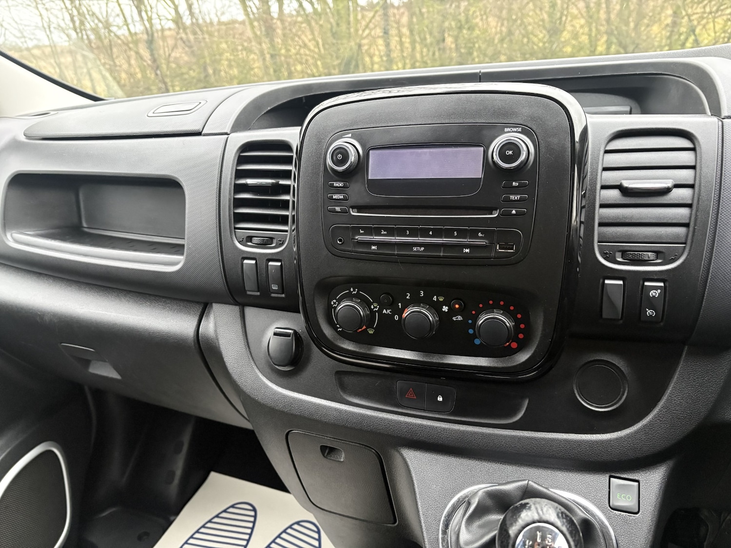 Used Vauxhall Vivaro 2016 for sale - 77340611: Photo 20