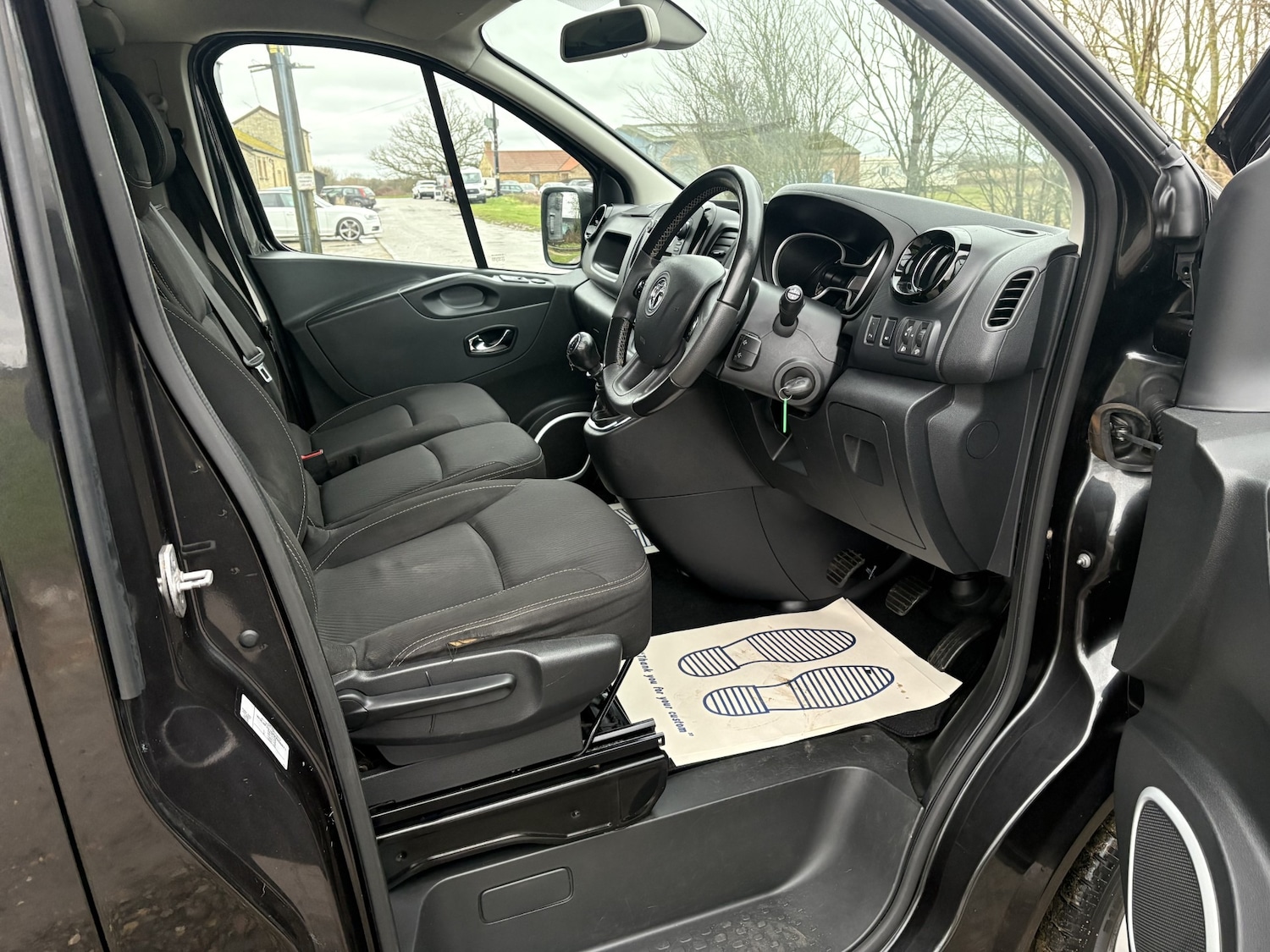 Used Vauxhall Vivaro 2016 for sale - 77340611: Photo 7