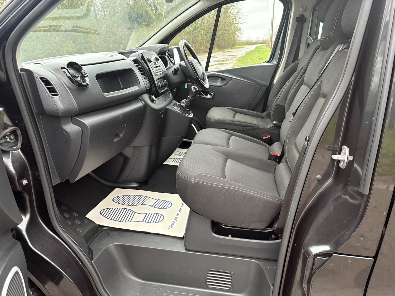 Used Vauxhall Vivaro 2016 for sale - 77340611: Photo 8