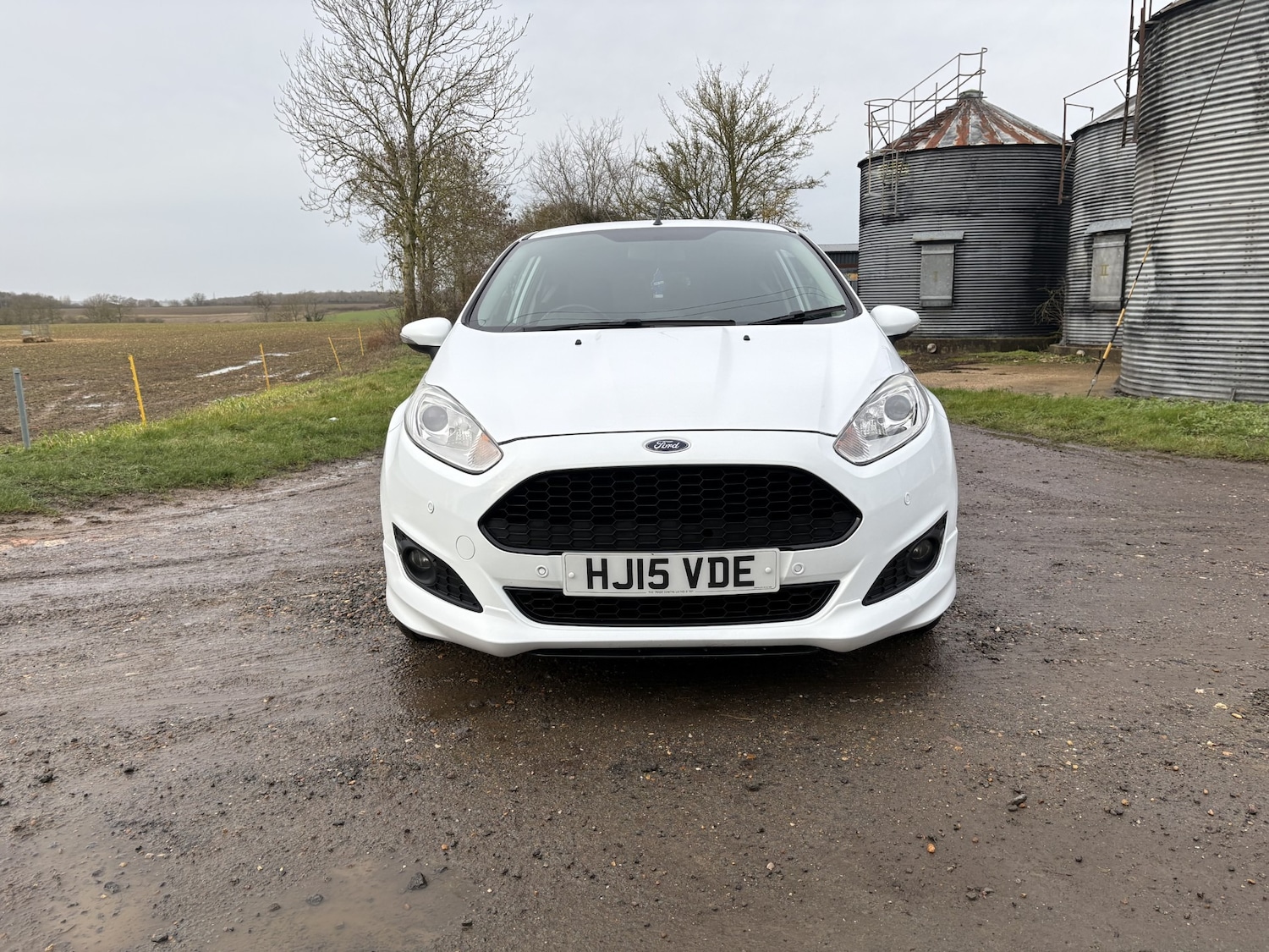 Used Ford Fiesta 2015 for sale - 77179980: Photo 15