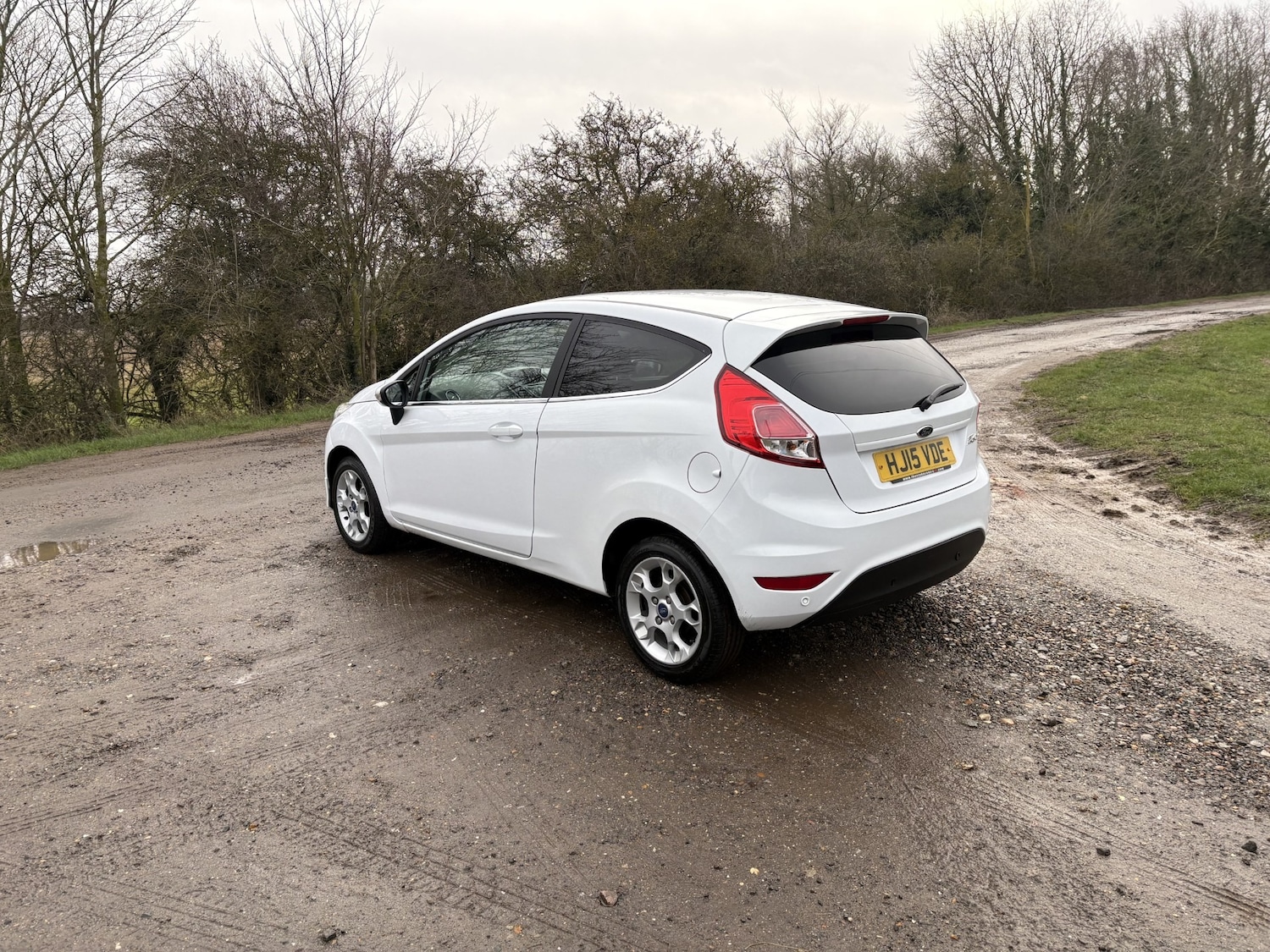 Used Ford Fiesta 2015 for sale - 77179980: Photo 5