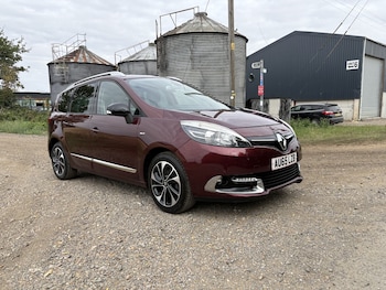 Renault - Grand Scenic