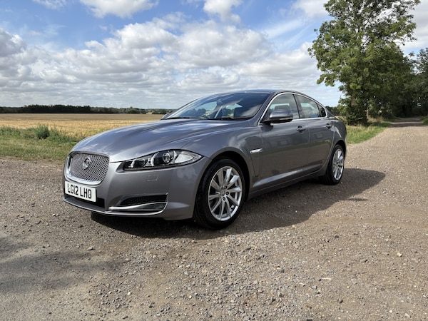 Used Jaguar XF 2012 for sale - 75526501: Photo 2