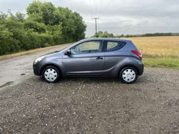 Used Hyundai i20 2010 for sale - 75170191: Photo