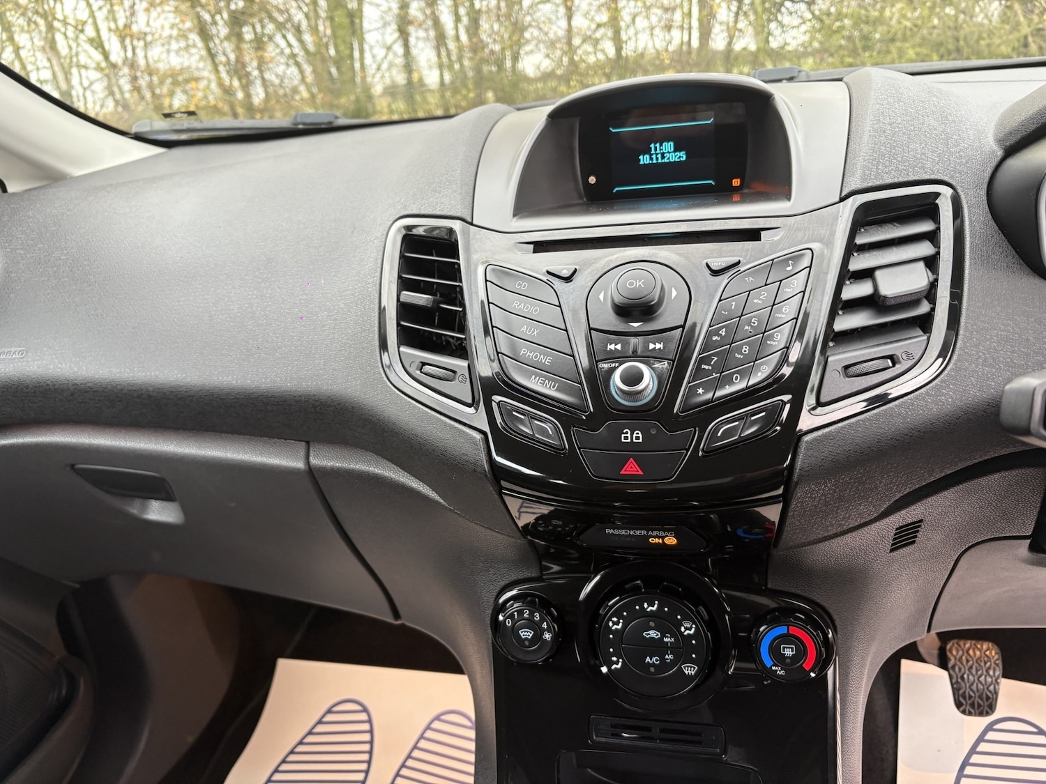 Used Ford Fiesta 2013 for sale - 76533634: Photo 11