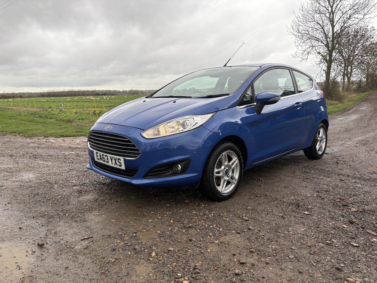 Used Ford Fiesta 2013 for sale - 76533634: Photo 2