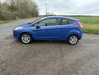 Used Ford Fiesta 2013 for sale - 76533634: Photo