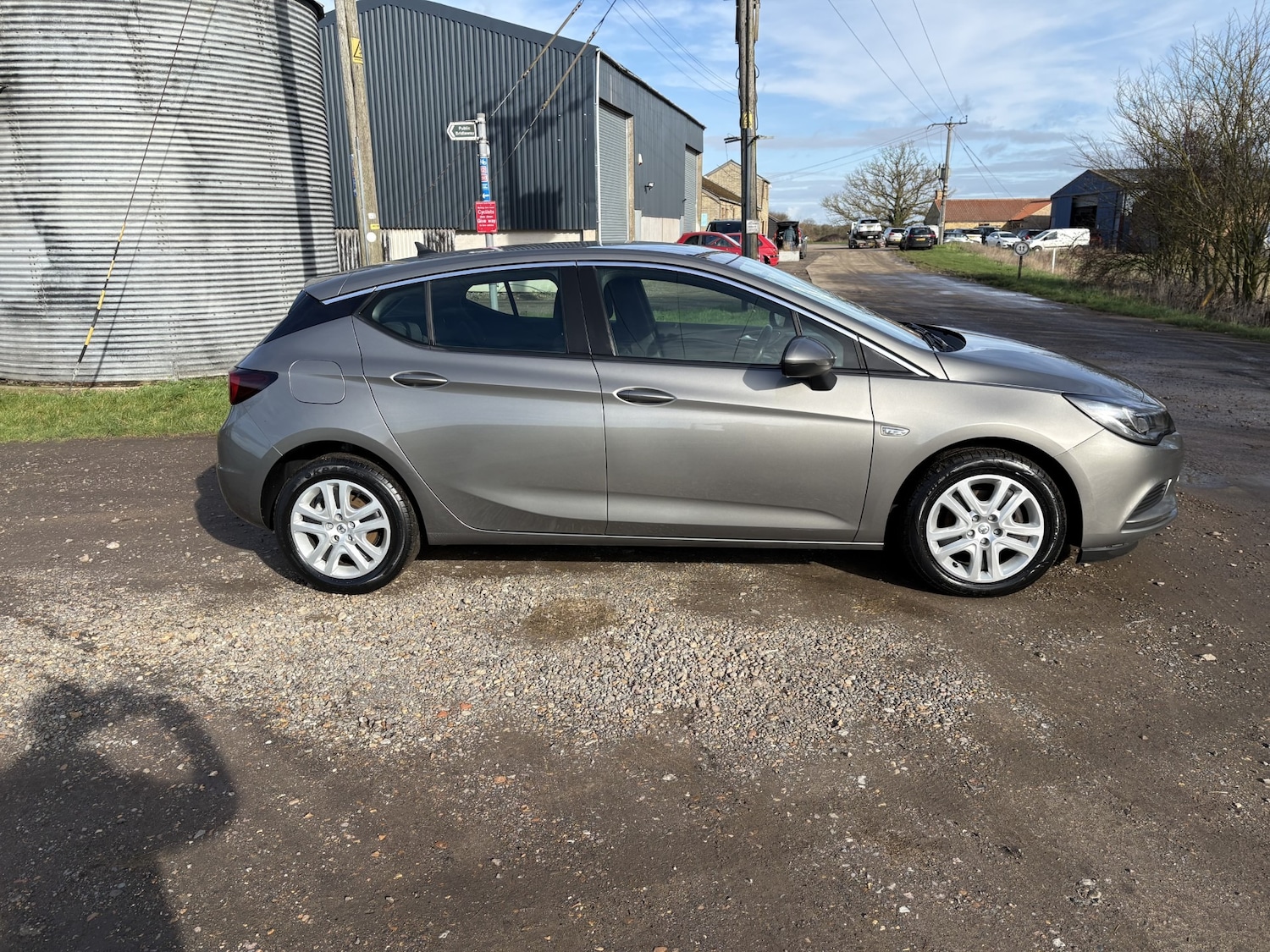 Used Vauxhall Astra 2016 for sale - 77654036: Photo 3