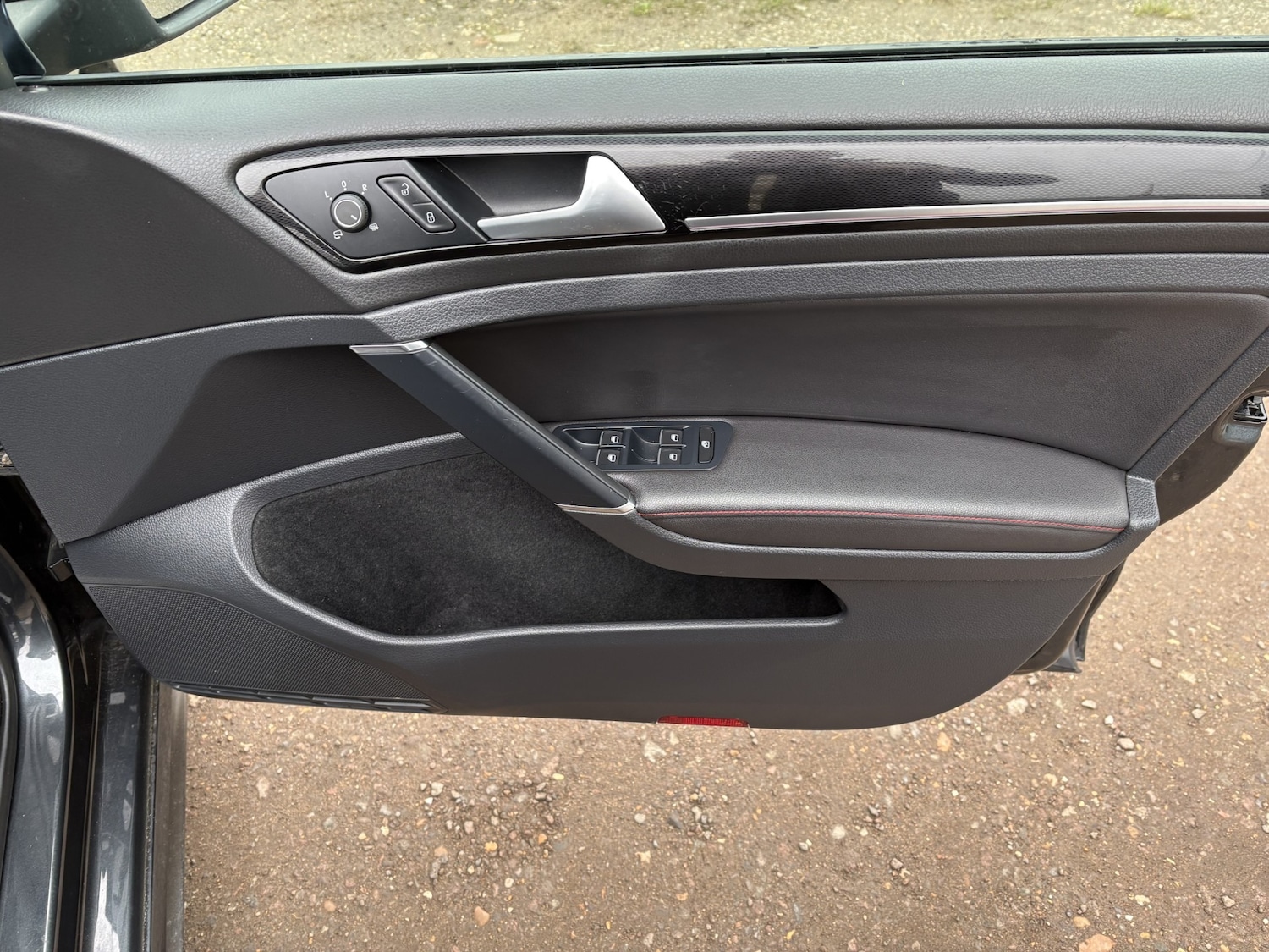 Used Volkswagen Golf 2014 for sale - 77804040: Photo 27