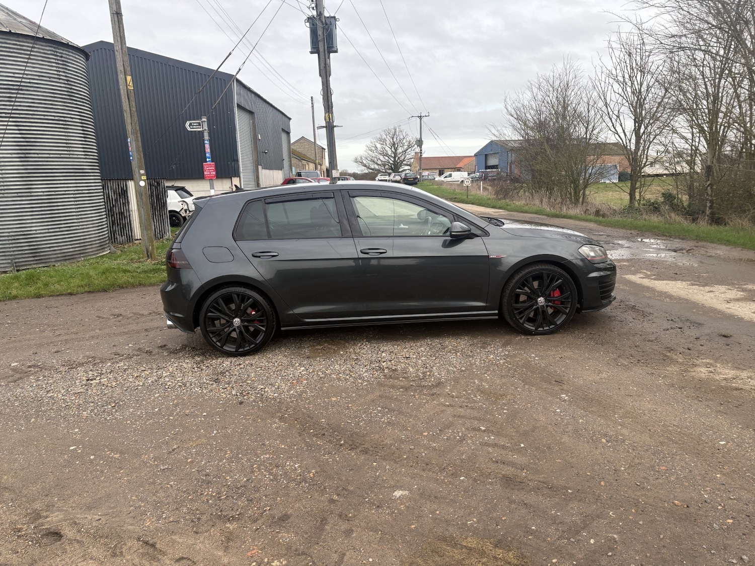 Used Volkswagen Golf 2014 for sale - 77804040: Photo 3