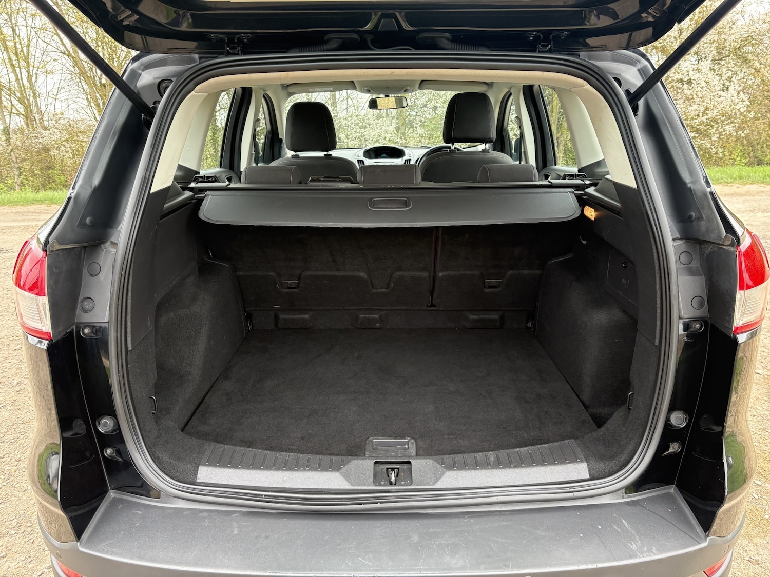 Used Ford Kuga 2015 for sale - 78137376: Photo 18