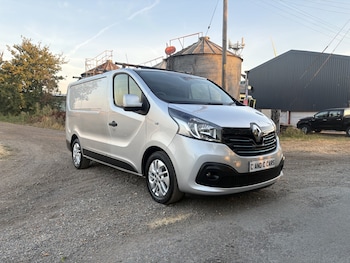 Used Renault Trafic 2017 for sale - 79537126: Photo