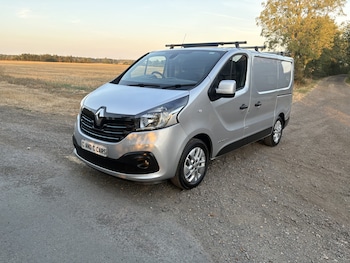 Used Renault Trafic 2017 for sale - 79537126: Photo