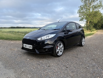Used Ford Fiesta 2013 for sale - 78984599: Photo